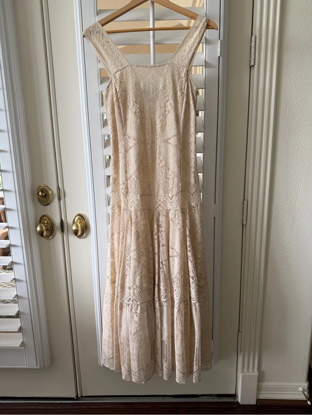 Ralph Lauren Sleeveless Creamy Blush Lace Midi Dress - Picture 1 of 7